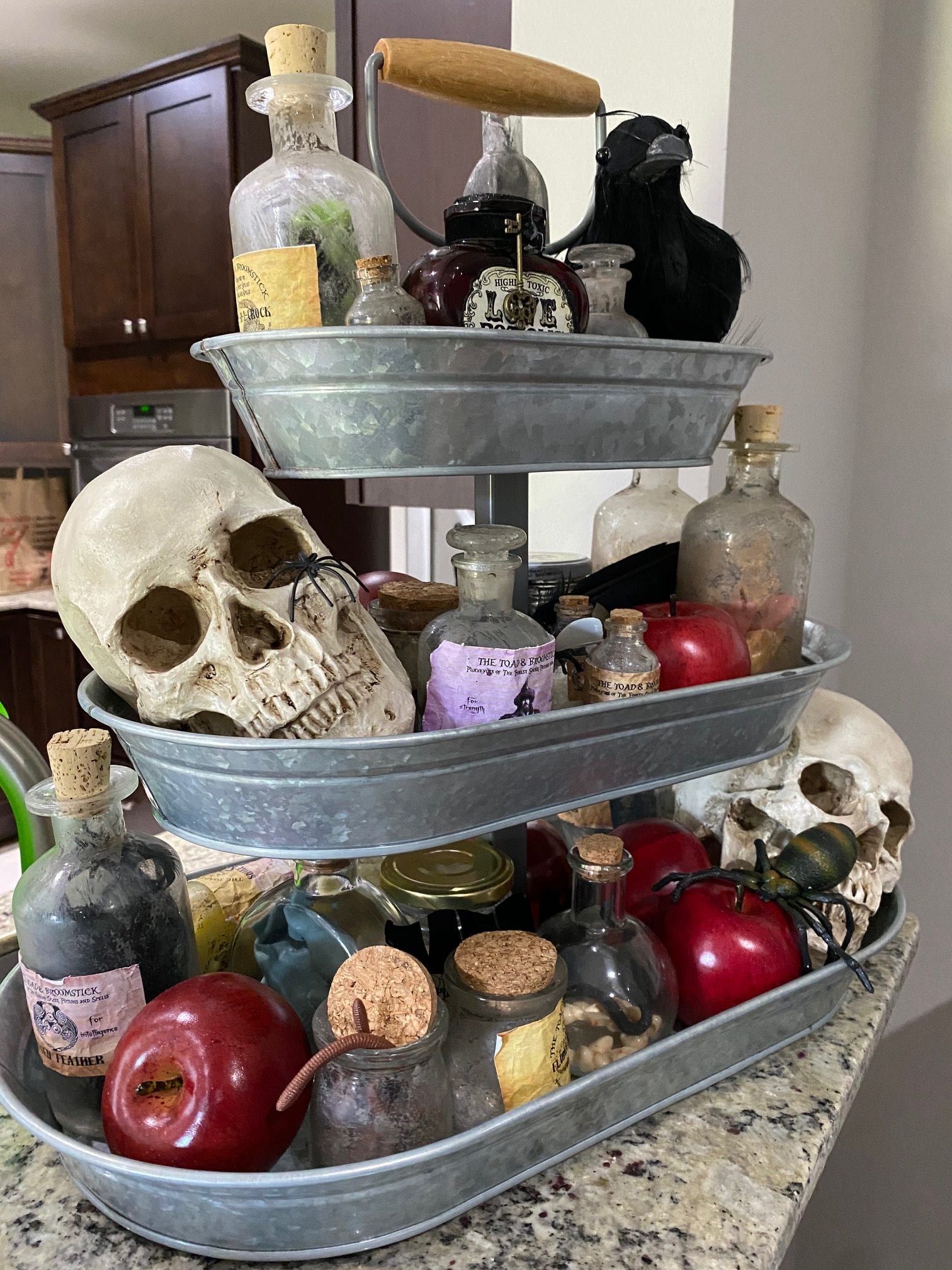 Booin' on a Budget:: DIY Witch's Apothecary Halloween Decor