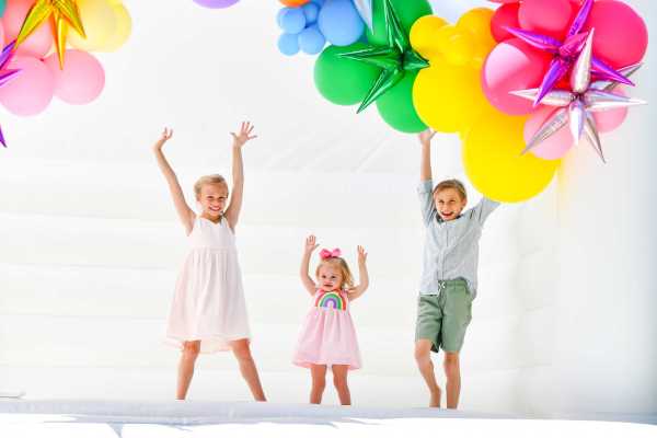 White Bounce House New Orleans Rentals