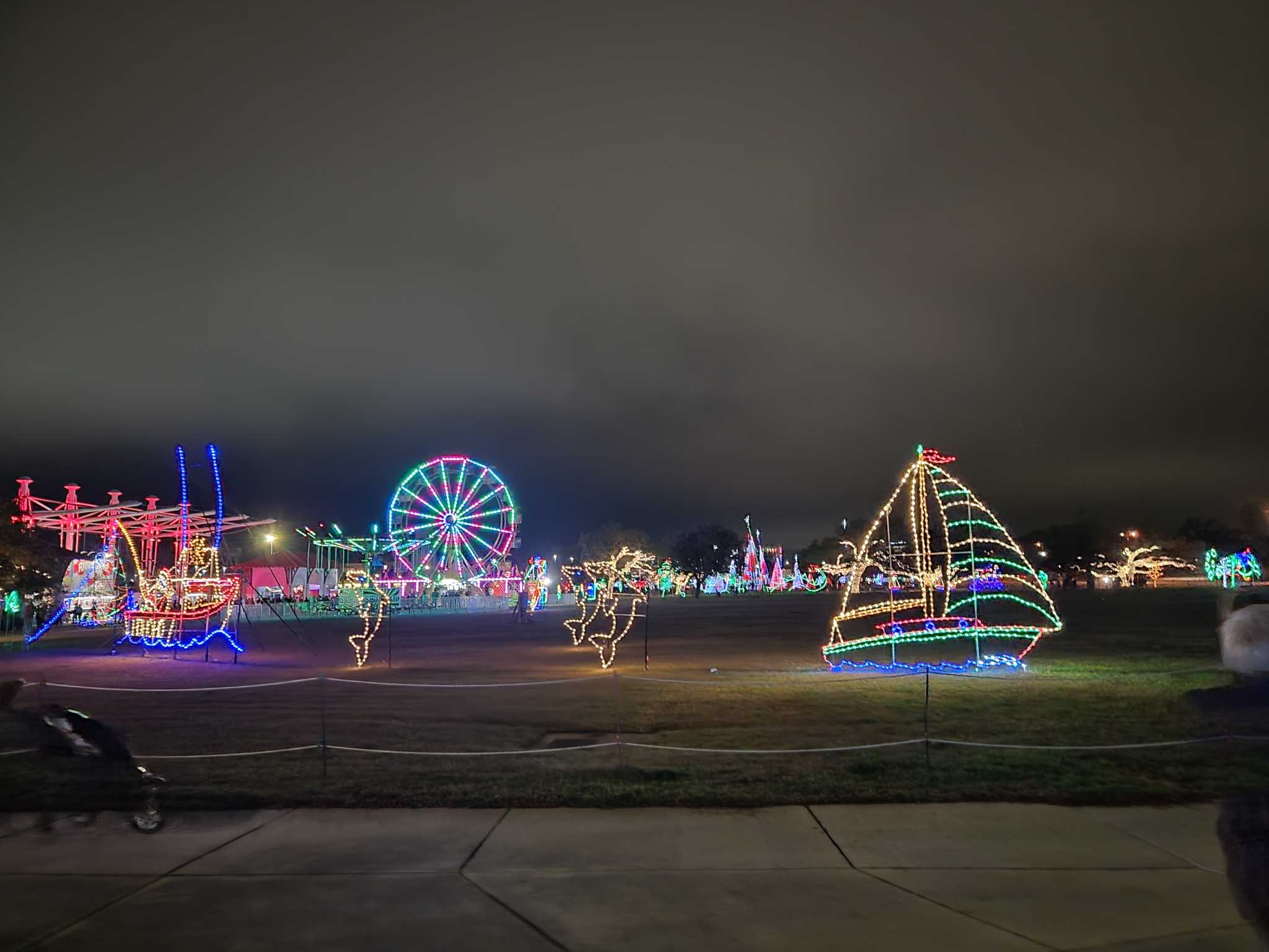 Worth The Drive Holiday Edition Gulfport Harbor Lights Winter Festival