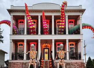 must see Halloween decorations in New Orleans