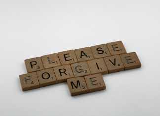 Apologizing vs. Asking For Forgiveness :: The Difference and Why It Matters