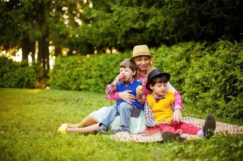 tips for surviving summer with more than one child