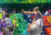 Tips for Heading to Uptown Day Parades With Kids